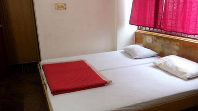 Rajban Lodge, Nashik 3